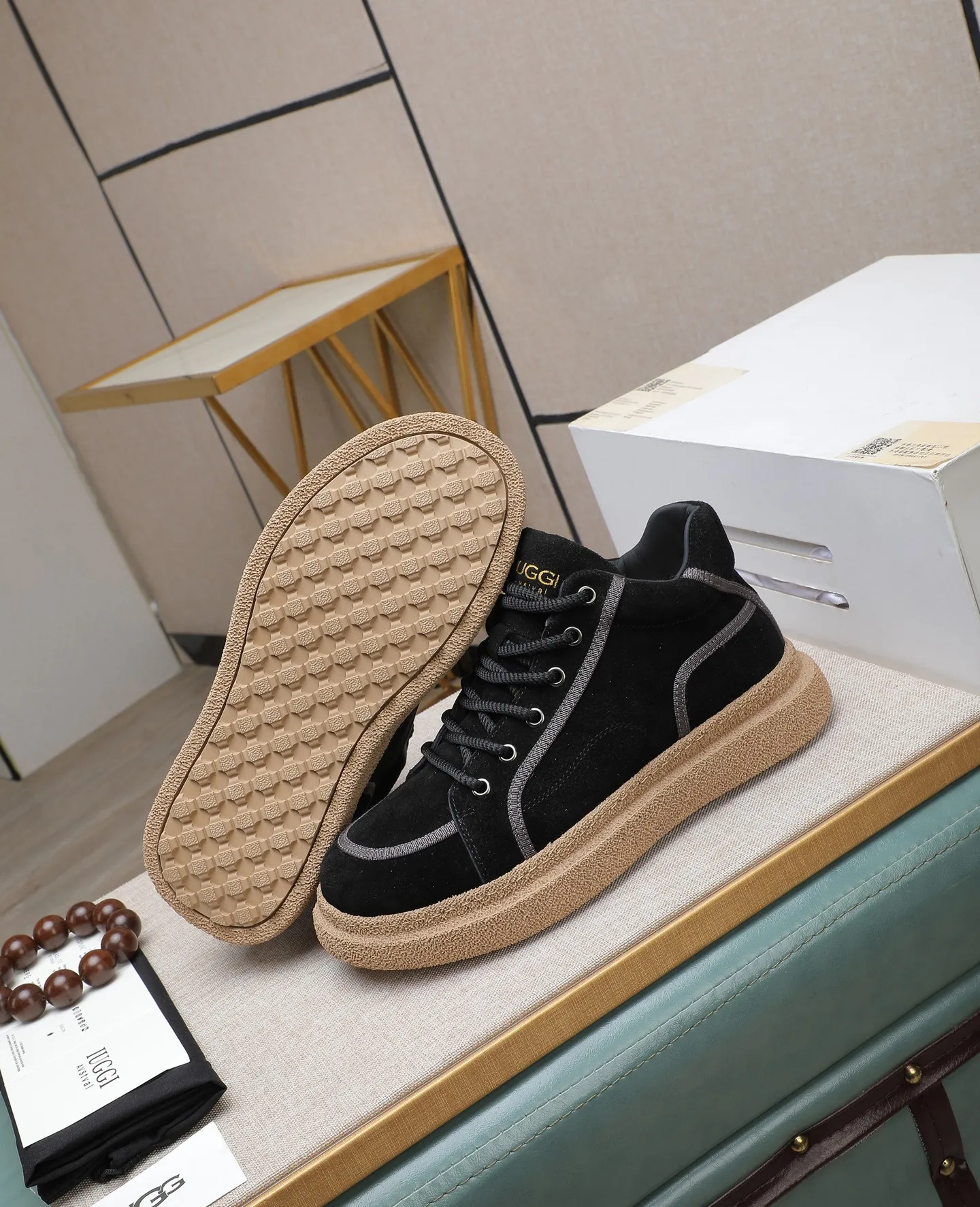Men's shoes 💰600 IUGGI new retro presbyopia men's shoes, casual and versatile, full of high-end sense, fashionable, luxury and personalized style, joint style, retro presbyopia factor, full of handsome style, first layer suede cowhide, wool lining, rubber outsole, light and non-slip size: 39-44